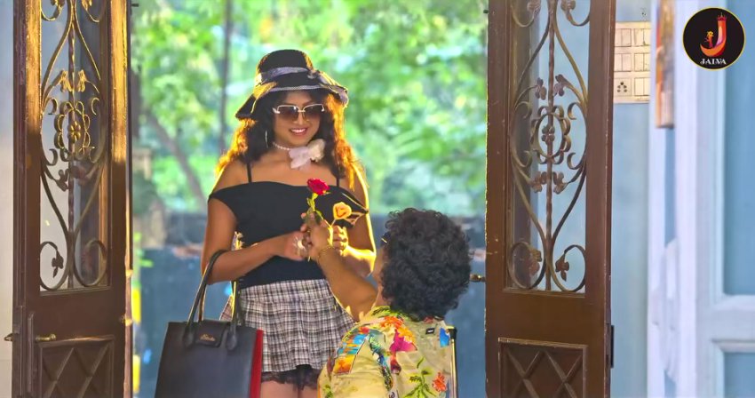 f752cced5e346256c9f12603adeb1e72.mkv