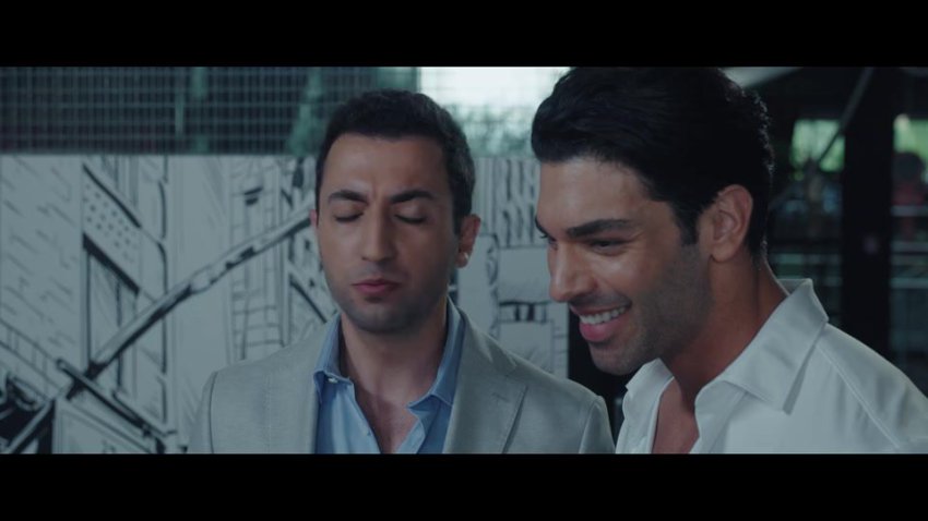 Love Tactics 2022 Hindi English 480p Nf Web Dl Aac2 0 X264