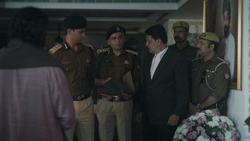 Ek_Badnaam_Aashram_(2025)_S3_Part02_COMBINED_720p_AMZN_W.mkv