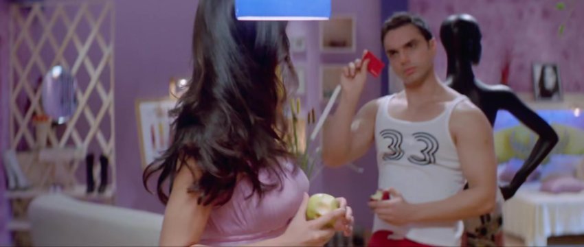 Maine_Pyaar_Kyun_Kiya_(2005)_Hindi_720p_HEVC_HDRip_x265_.mkv