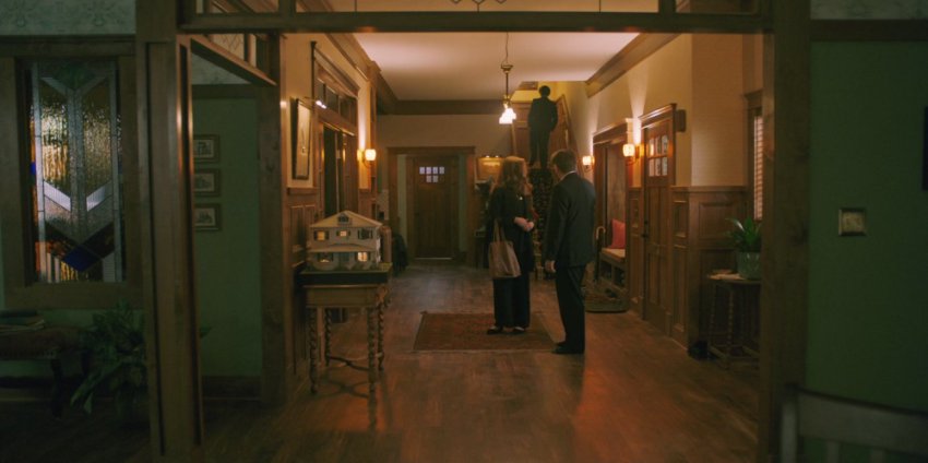 Hereditary 2018 1080p10bit Hindi English Esubs(2)