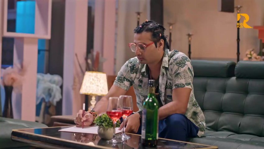 e9ae1ab6579a837b0f60b8660573543e.mkv