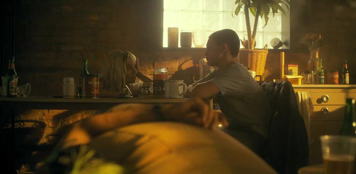 The Umbrella Academy S03 E07 Webrip 70p Hindi English 480p Msubs(1)