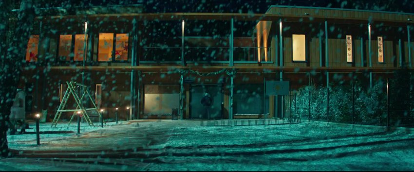 A_Night_at_the_Kindergarten_2022_720p_NF_HDRip_ORG_Dual_Audio_Hindi.mkv