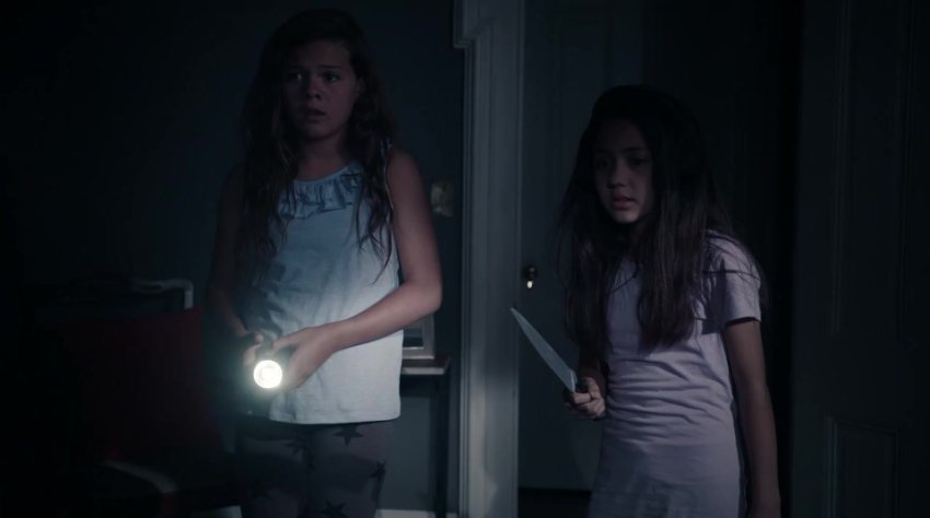 The Crooked Man (2016) 720p Hdrip X264 Esubs [Dual Audio] [H