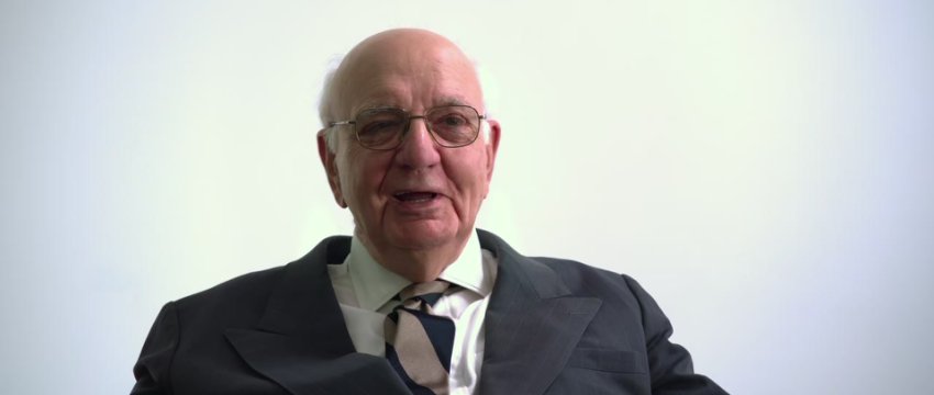 Inside Job 2010 English Hindi