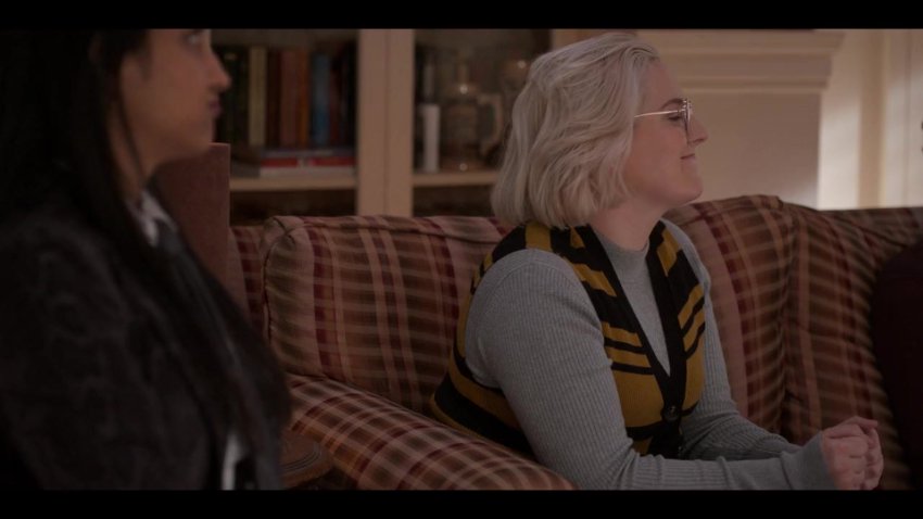 @Hdrare The Sex Lives of College Girls S01 E08.mp4