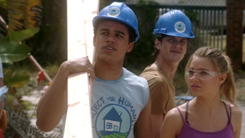 Tg[@mmson Moviess] The Devil Below (2021) 720p Hdrip Hollywood Movie Org [Hindi Or English] X264 Esubs Mkv