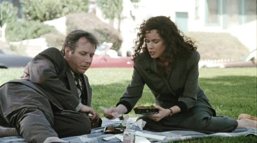 Tg[@mmson Moviess] Defenseless 1991 720p