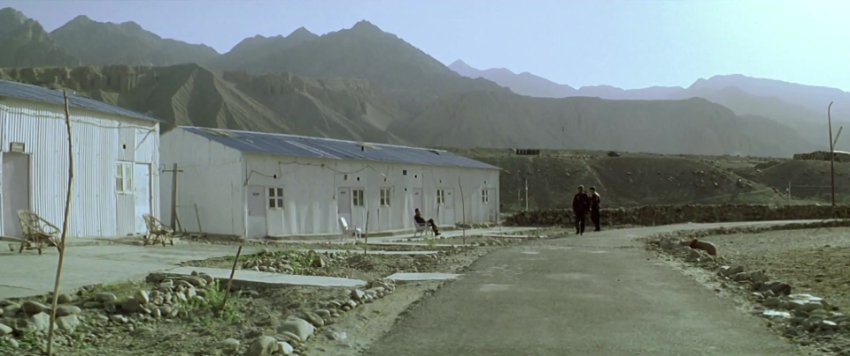 Filmbee Lakshya (2004) Esubs @Filmy Adda Club