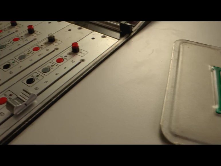 Dirty Pop The Boy Band Scam S01 E02 Webrip 720p Hindi Englis