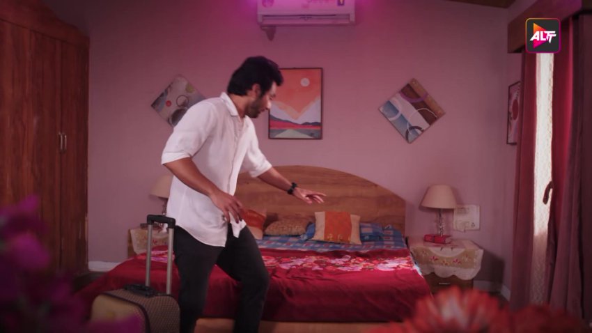 c98d24dcec4a5e33351823a66cb9d9a8.mkv