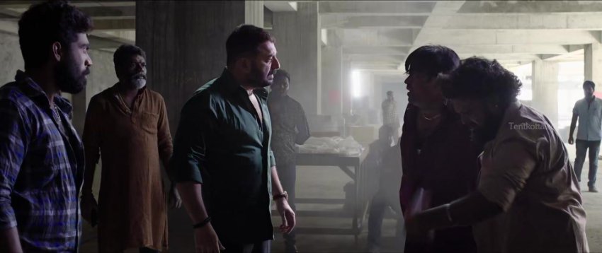 Akhri Chaal Aka Chekka Chivantha Vaanam 2018 Hindi Tamil Esub